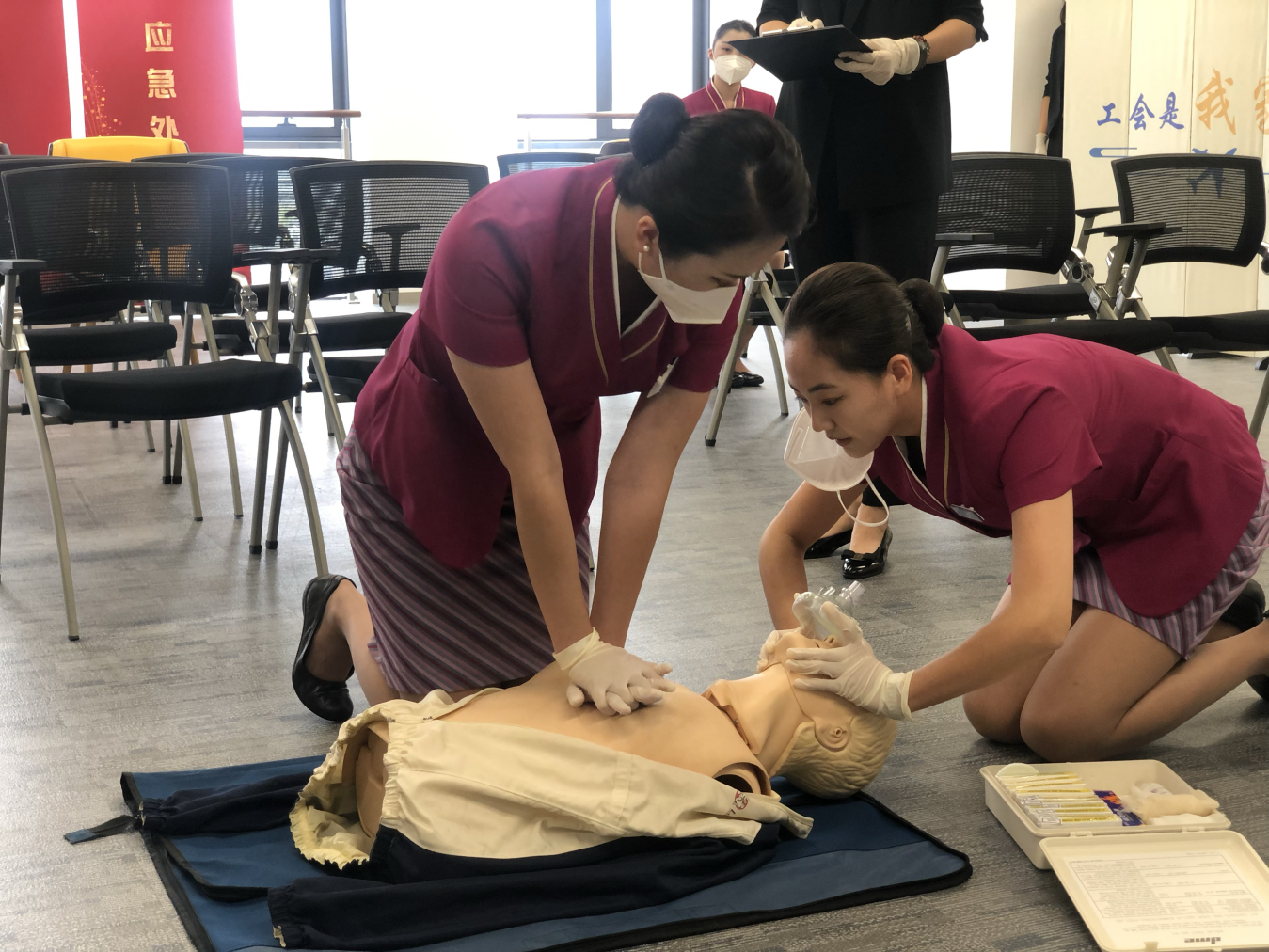 图片4.png 图片4.png