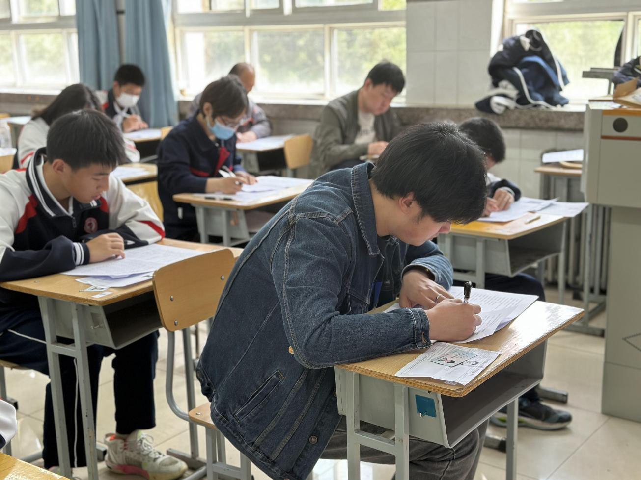 图片5.png 图片5.png